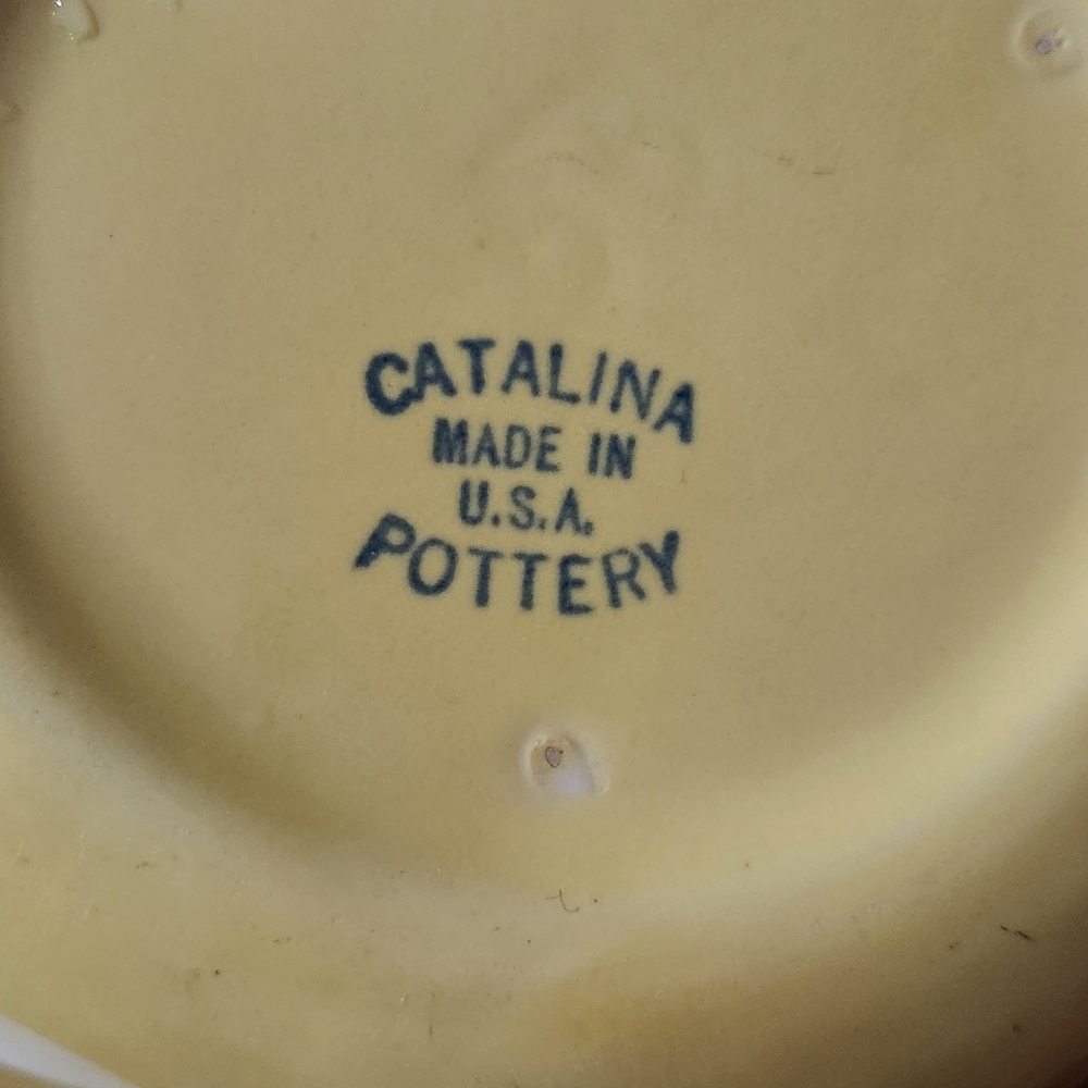 Catalina Pottery USA Yellow Ceramic Pitcher - Picture 5 of 5